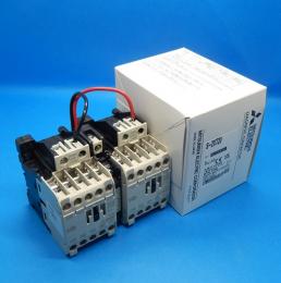 S-2xT20 CoilAC200V 2a2b　可逆式電磁接触器　三菱電機　未使用品