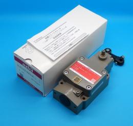 1LX7001-RKLM　タテ型防爆リミットスイッチ　azbil　未使用品