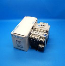 MSO-N21CX CoilAC100V 15A　電磁開閉器　三菱電機　未使用品