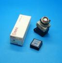 UPQW1B26DW　白・22Φパイロットライト角平形　IDEC　未使用品