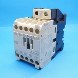 S-T20  CoilAC100V　電磁接触器　三菱電機　ランクS中古品