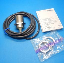 E2EM-X15X1 2m　M30・直流2線式近接センサ　オムロン　ランクS中古品