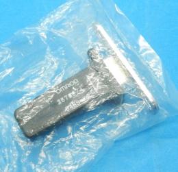 D4BS-K2　セーフティ・ドアスイッチ操作キー　オムロン　未使用品