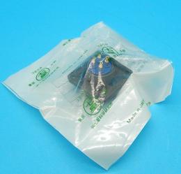 NJW-204-RF　防水コネクタ　七星科学研究所　ランクS中古品