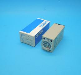 H3Y-4 100VAC 3M　ソリッドステート・タイマ　オムロン　未使用品