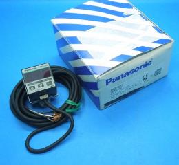 DP2-22Z　高性能デジタル圧力センサ　パナソニック　ランクS中古品