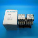 S-2xN18CX CoilAC200V 2a2b　可逆式電磁接触器　三菱電機　ランクS中古品