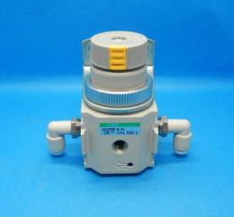 VRA2000-8-P4　真空レギュレータ　CKD　ランクA中古品