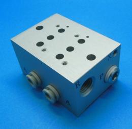 VV3Z5-41R-021-C6　マニホールド　SMC　ランクA中古品