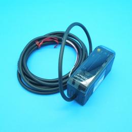 GV-22P　CMOSレーザセンサ アンプユニット　キーエンス　ランクS中古品