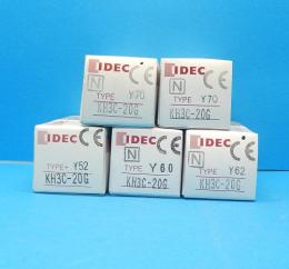 KH3C-20G (5PCS)　小形鍵付スイッチ　IDEC　未使用品