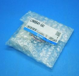 LVM15R4Y-5A1　小型薬液用直動2ポートソレノイドバルブ　SMC　未使用品