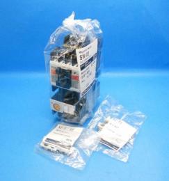SW-03 CoilAC200V 0.95-1.45A　電磁開閉器(カバー付)　富士電機　未使用品