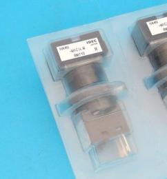 HA4B-M1C1LW　白・16Φ角型押ボタンスイッチ　IDEC　未使用品