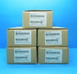 KSHJ10x10-01 (50PCS)　ショックアブソーバ　コガネイ　未使用品