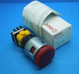 XN4E-TL402Q4MR　非常停止用押ボタンスイッチ 赤　IDEC　未使用品