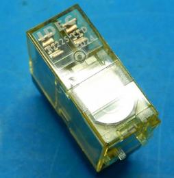 RJ22S-CLD-D24　スリムパワーリレー　IDEC　未使用品