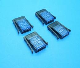 A6CON-P520 (4個入)　ワンタッチコネクタ用プラグ 　三菱電機　未使用品