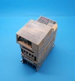 CIMR-VA2A0004BAA　インバーター0.4kw　安川電機　ランクB中古品
