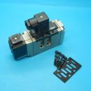 VS7-6-FG-S-1NM　5ポートソレノイドバルブ　SMC　ランクA中古品