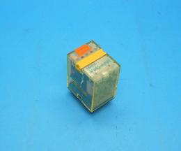 RU4S-A100　ユニバーサルリレー　IDEC　未使用品