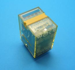 RU2S-C-D24　ユニバーサルリレー　IDEC　未使用品