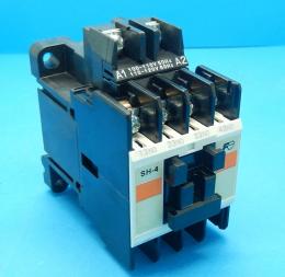 SH-4 CoilAC100V 4a　補助継電器　富士電機　ランクS中古品