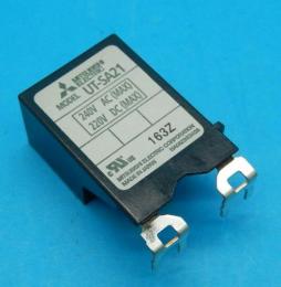 UT-SA21 AC200V　サージ吸収器ユニット　三菱電機　未使用品