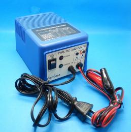BC-3A2-12VTN　定電圧充電器　ジーエス・ユアサ　ランクS中古品