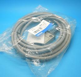 D4C-3360　小形リミットスイッチ　オムロン　未使用品