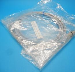 XS5H-D421-D80-F　丸型防水コネクタケーブル　オムロン　未使用品