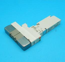 VQ1400-51　5ポートソレノイドバルブ　SMC　ランクS中古品