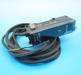 LV-52　デジタルレーザセンサアンプ　キーエンス　未使用品