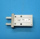MHZ2-10DN　平行開閉形エアチャック標準タイプ　SMC　ランクA中古品