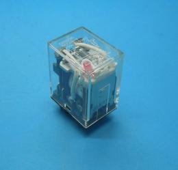 MY2N-Y 200/220VAC　ミニパワーリレー　オムロン　未使用品