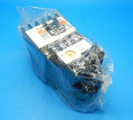 SW-05/2E CoilAC100V 0.95-1.45A　電磁開閉器　富士電機　未使用品