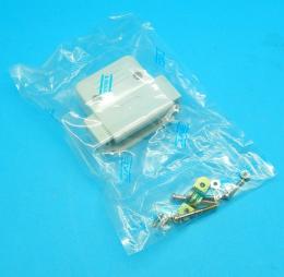 DB-C2-J9R　ジャンクションシェル　JAE　ランクS中古品