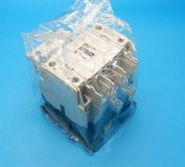 S-T35 CoilAC200V 2a2b　電磁接触器　三菱電機　未使用品