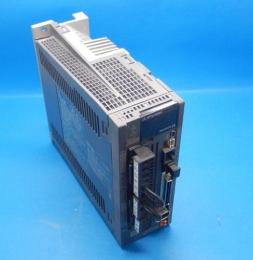 MR-J4-100A　サーボアンプ　三菱電機　ランクB中古品