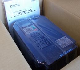 FRN3.7VG1S-2J　3.7kwインバーター・三相200V　富士電機　未使用品