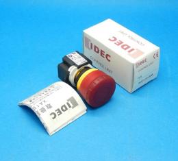 XA1E-LV312Q4R　16Φ非常停止用押ボタンスイッチ　IDEC　未使用品