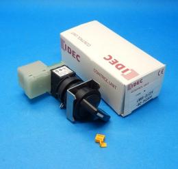 LW6S-2LC2V-BC-TK2504　25φ・2ノッチセレクタスイッチ　IDEC　未使用品