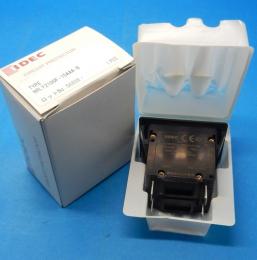 NRLY2100F-15AAA-B　サーキットプロテクタ　IDEC　未使用品