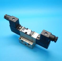 VFS2210-1D-01　メタルシール : ノンプラグインタイプ　SMC　ランクB中古品